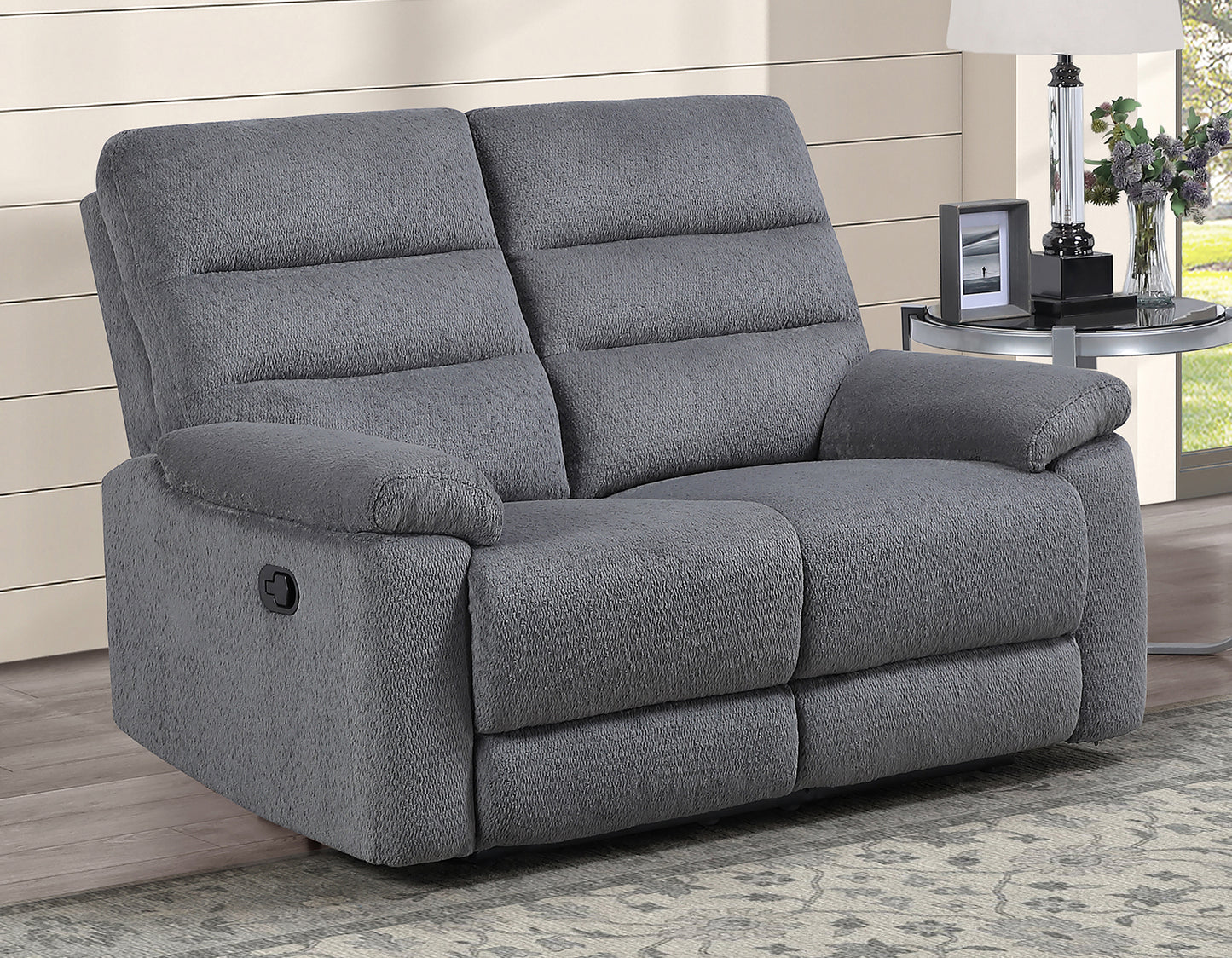Cozy Loveseat, Manual Reclining, Gray