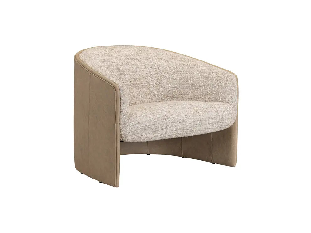 Universal Giorgi Chair in Frontier Caribou