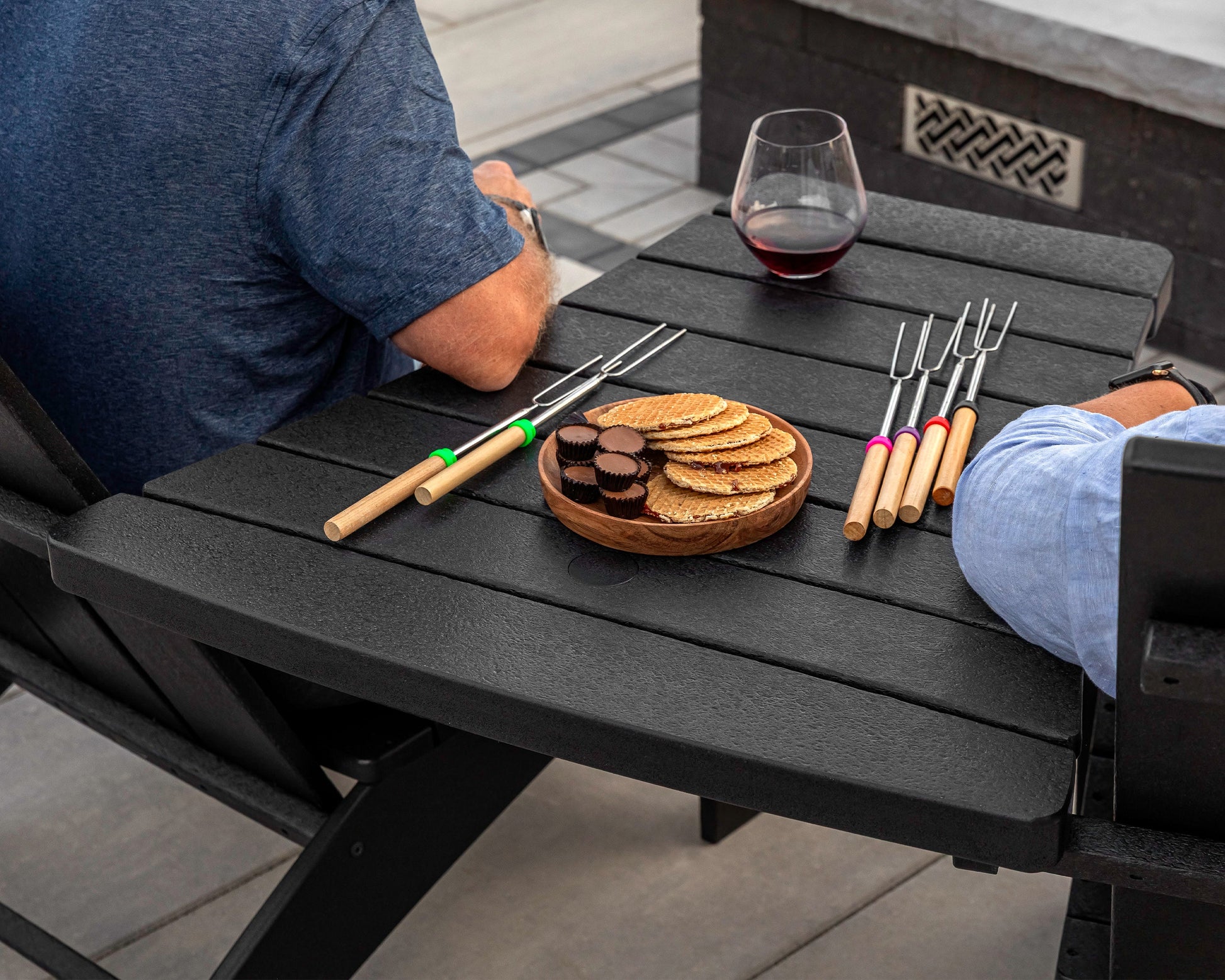 POLYWOOD 400 Series Angled Adirondack Connecting Table