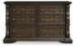 Maylee Dresser